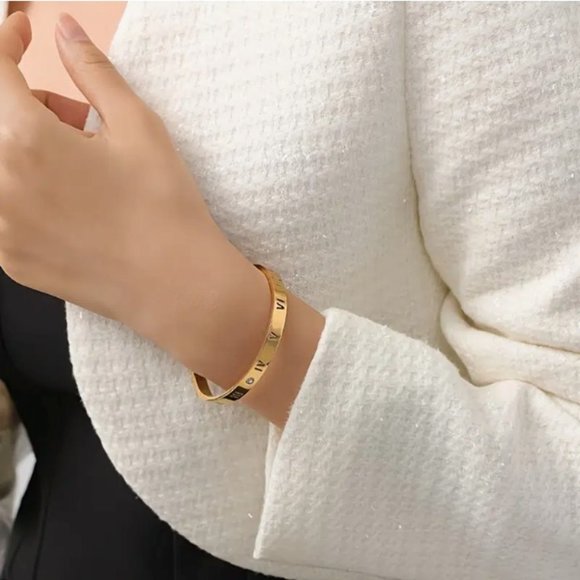 NEW Roman Number Bracelet Stainless Steel - Picture 2 of 5